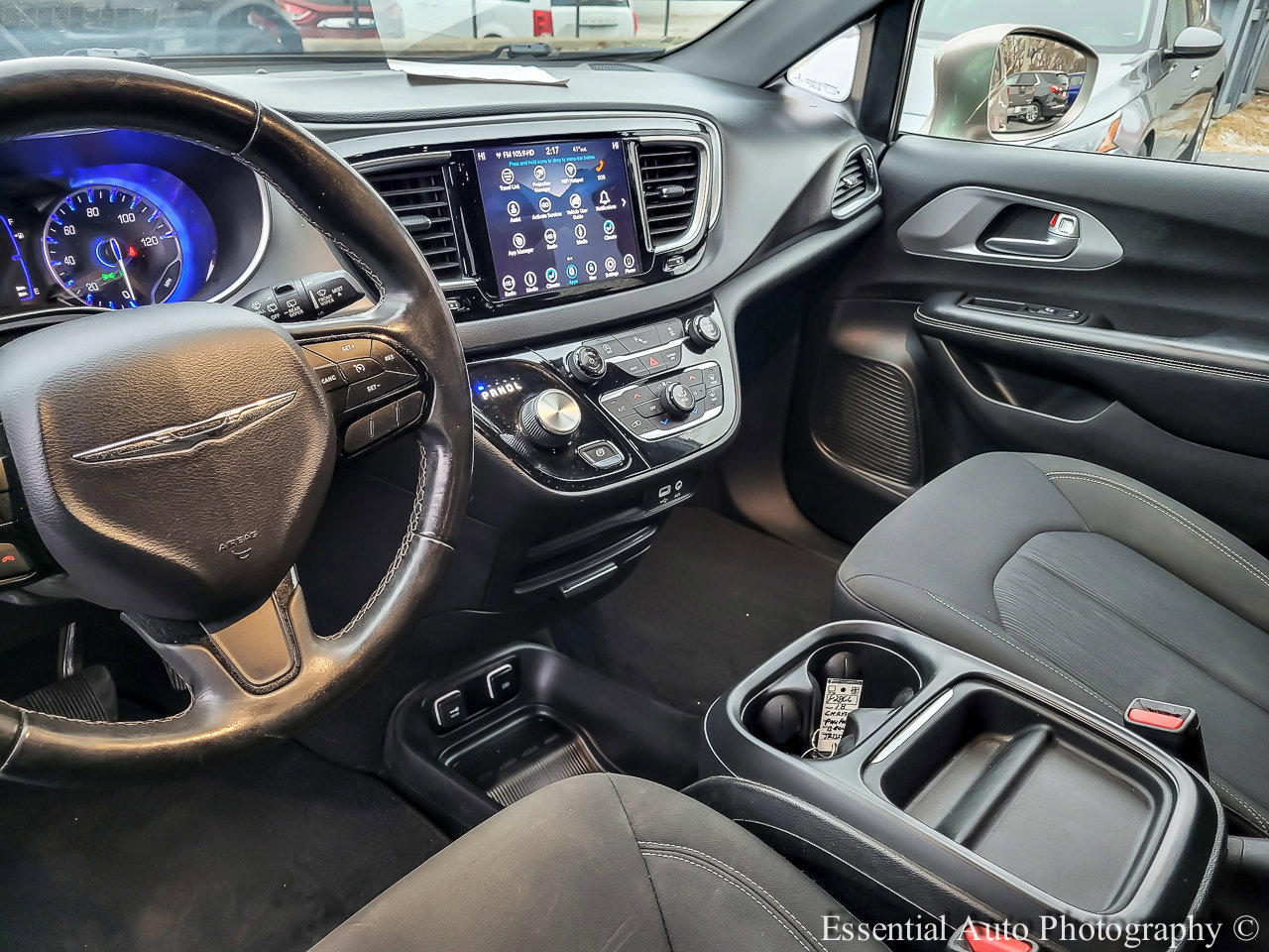 Used 2018 Chrysler Pacifica Touring Plus image 25