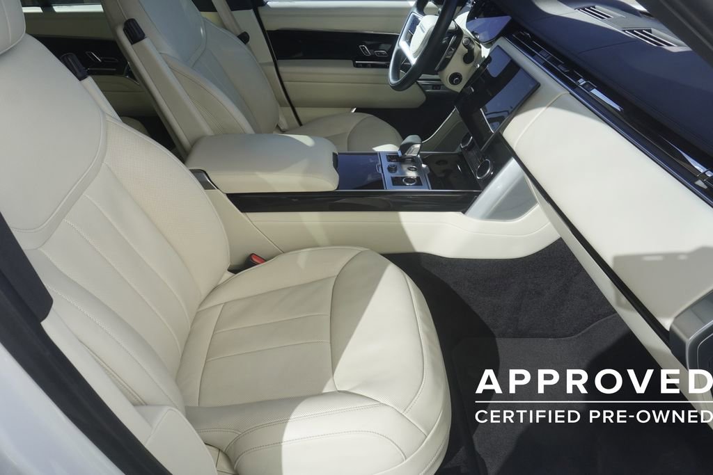 Used 2023 Land Rover Range Rover SE image 23