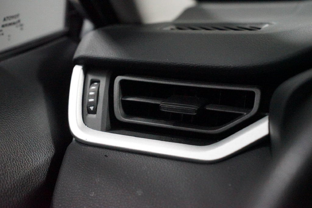 Used 2025 Toyota RAV4 LE FWD image 24