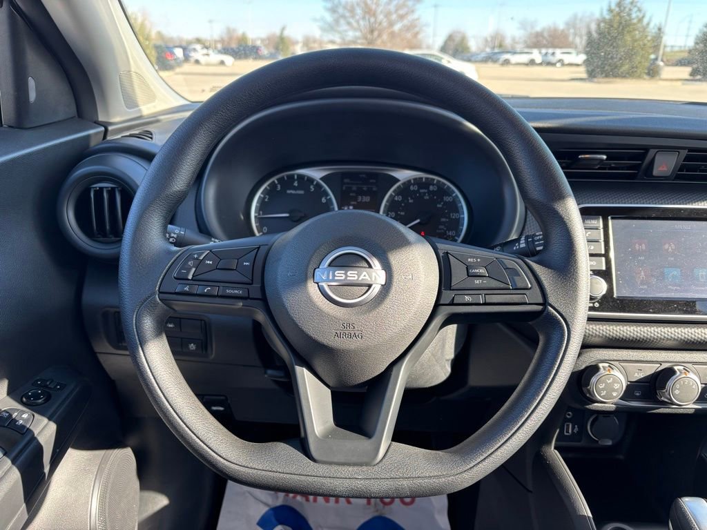 Used 2025 Nissan Kicks Play S image 10