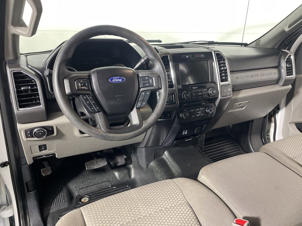 Used 2017 Ford F350 XLT w/ XLT Value Package AWD/4WD image 9