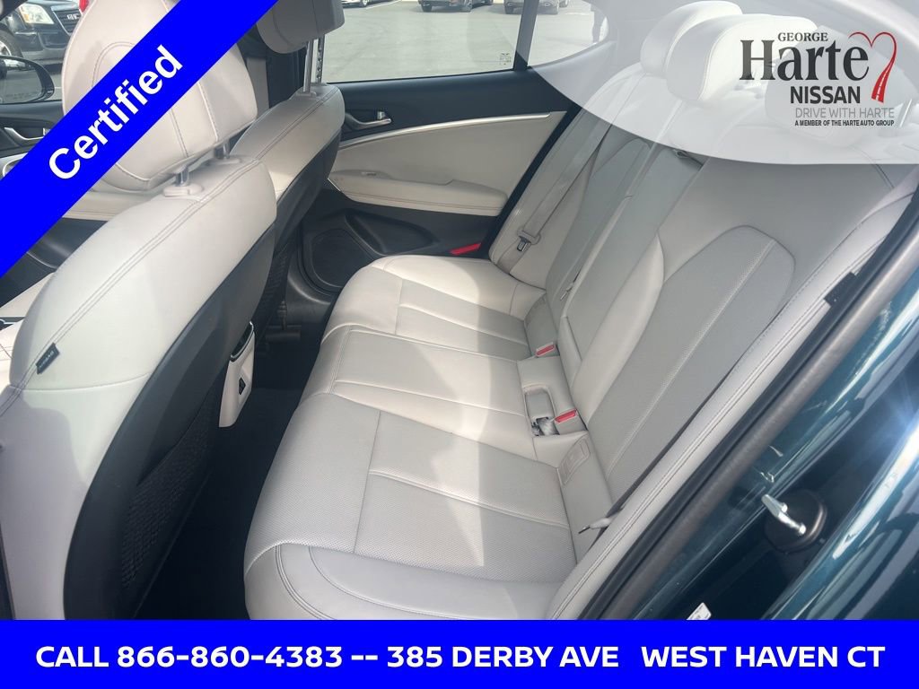 Used 2024 Genesis G70 2.5T image 31