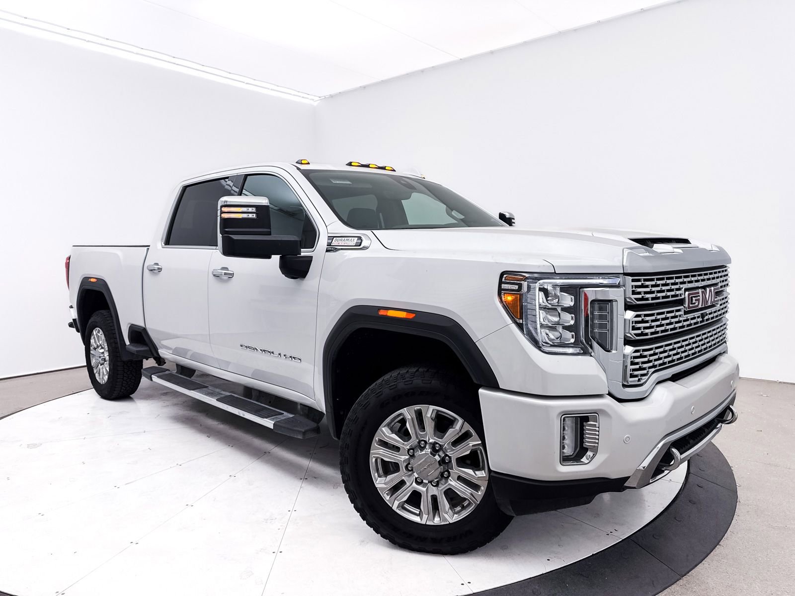 Used 2020 GMC Sierra 2500 Denali w/ Denali Ultimate Package image 2