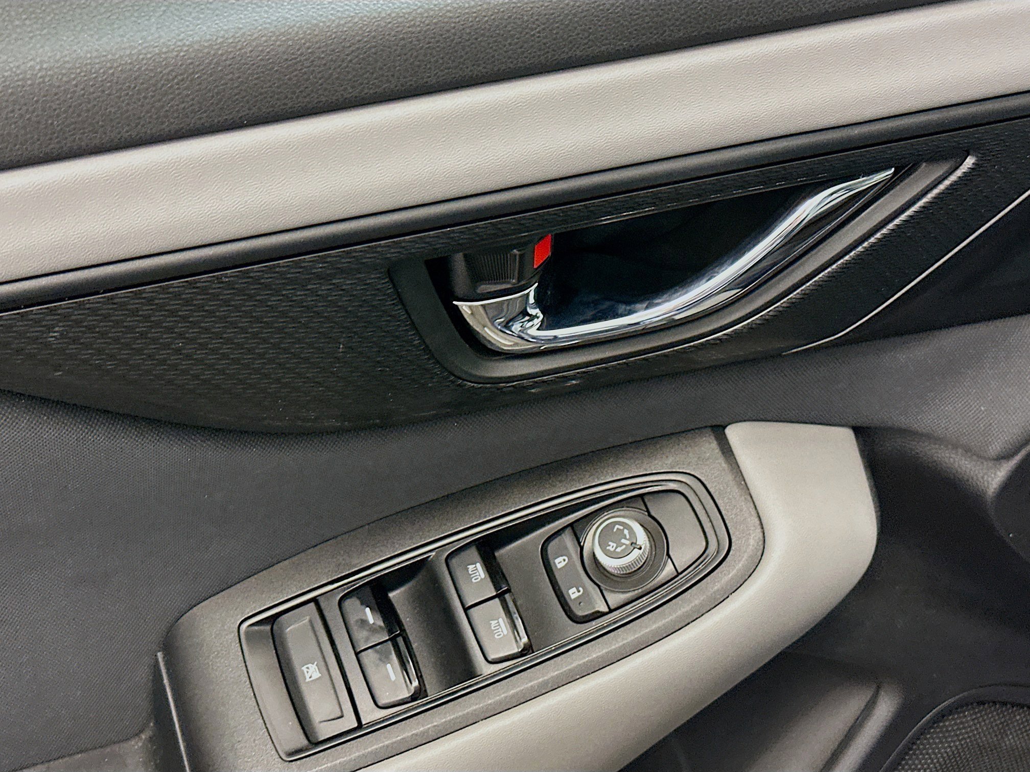 Used 2025 Subaru Outback Premium image 15