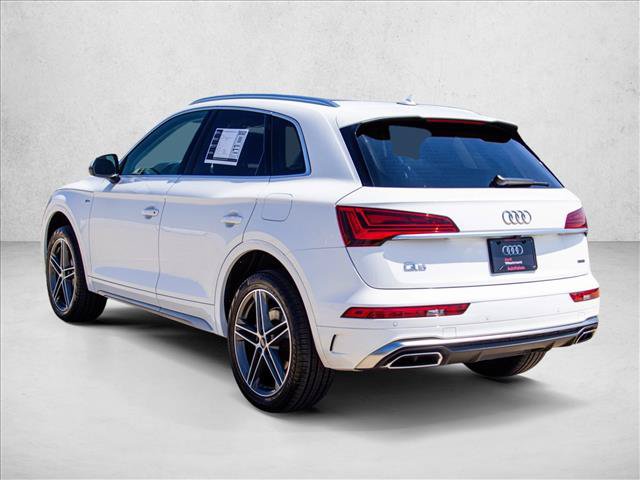 Used 2023 Audi Q5 e Premium w/ Convenience Package AWD/4WD image 7
