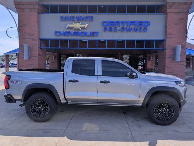 Used 2026 Chevrolet Colorado Trail Boss AWD/4WD image 10