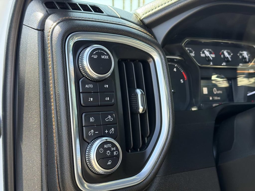 Used 2022 GMC Sierra 2500 AT4 w/ AT4 Preferred Package AWD/4WD image 25