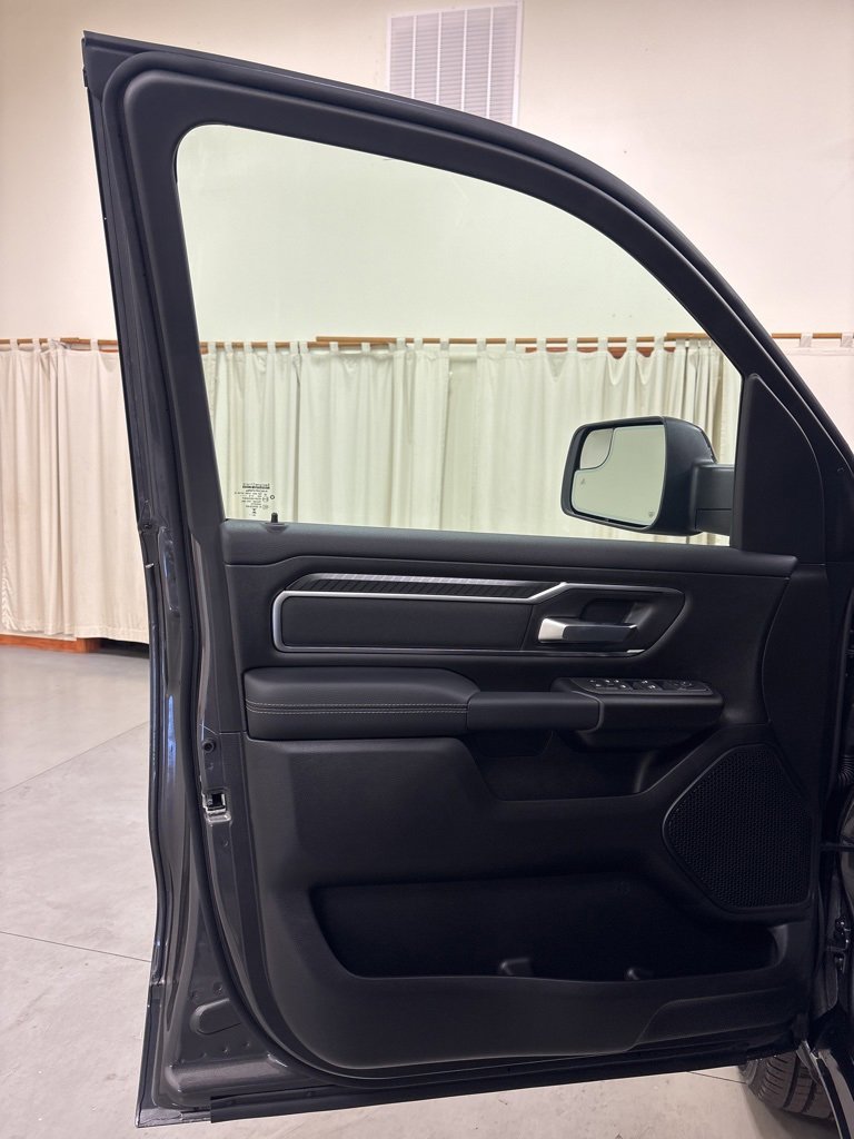 New 2026 RAM 1500 4x4 Crew Cab image 20