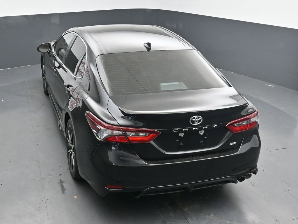 Used 2022 Toyota Camry SE image 14