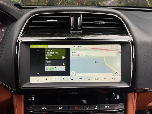 Used 2020 Jaguar F-PACE SVR AWD/4WD image 23