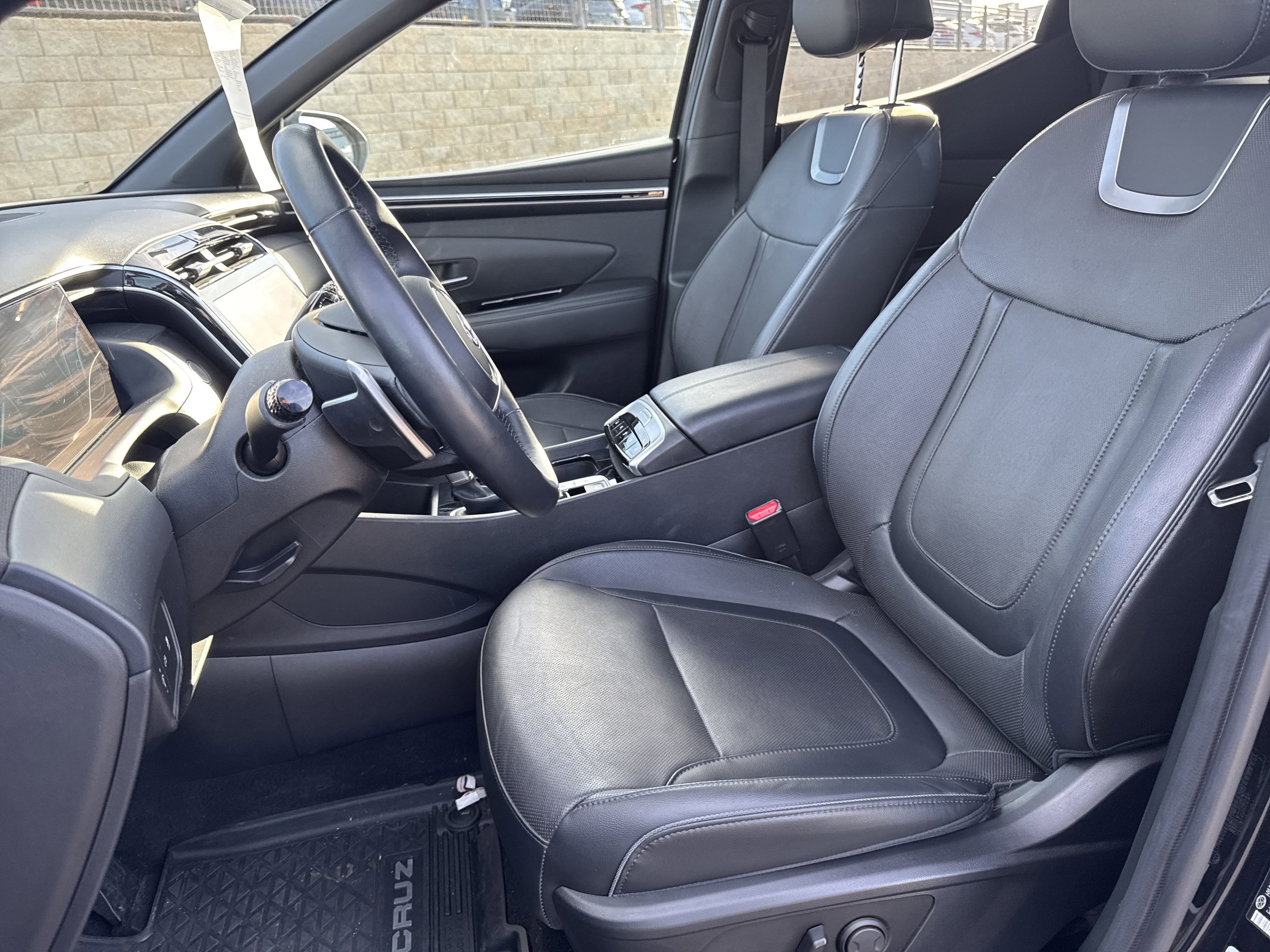 Used 2023 Hyundai Santa Cruz Limited w/ Cargo Package image 26