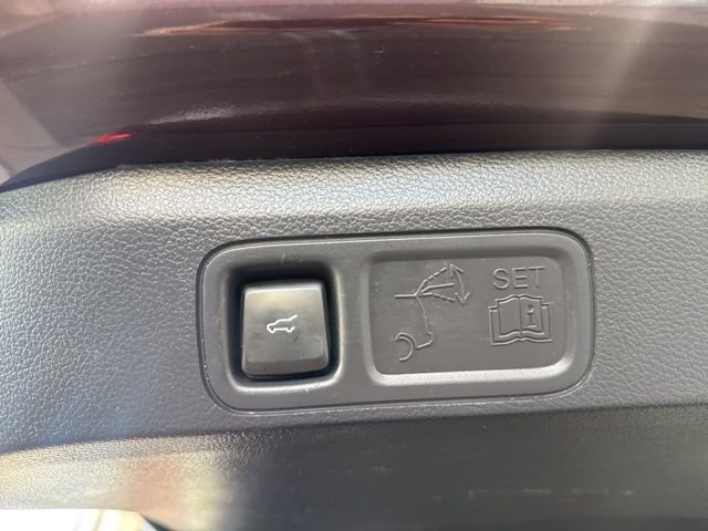 Used 2024 Ford Expedition Max Limited image 10