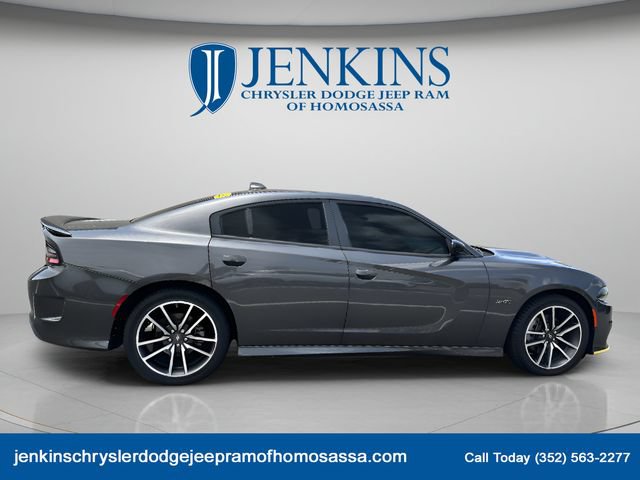 Used 2023 Dodge Charger R/T w/ Plus Group RWD image 4