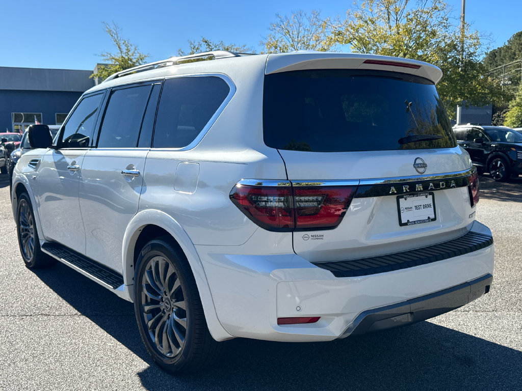 Certified 2022 Nissan Armada Platinum w/ Captain's Chairs Package AWD/4WD image 10