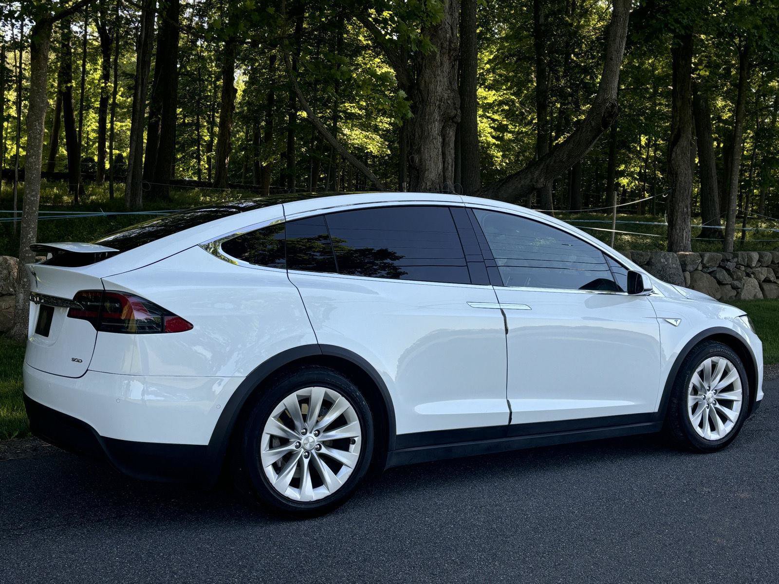 Used 2016 Tesla Model X 90D AWD/4WD image 19