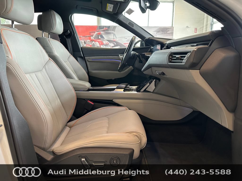 Used 2024 Audi Q8 e-tron Prestige w/ Prestige Package AWD/4WD image 18