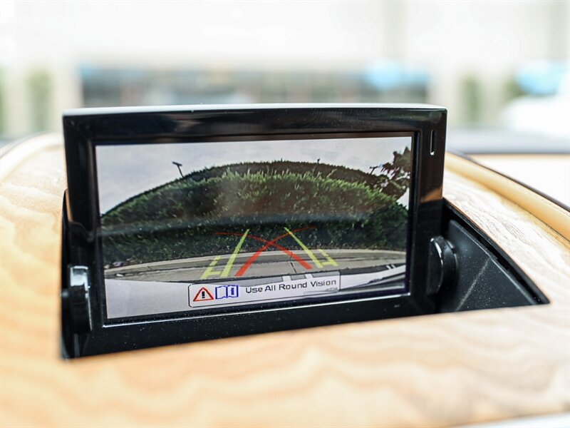 Used 2016 Aston Martin DB9 GT RWD image 41
