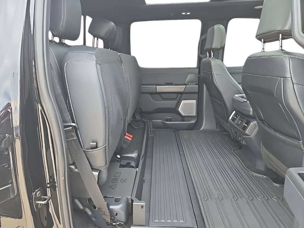 Used 2024 Ford F150 Lariat w/ Equipment Group 502A High AWD/4WD image 28