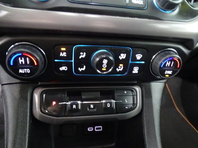 Used 2023 GMC Acadia AT4 image 12