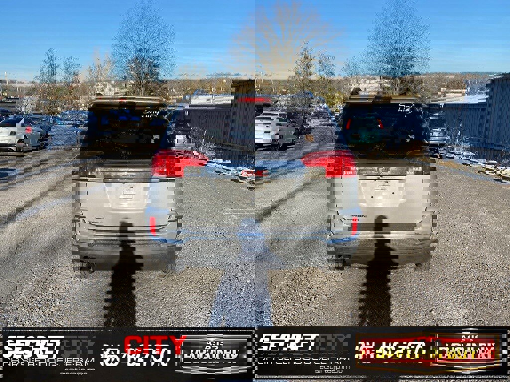 Used 2017 GMC Terrain SLT image 6