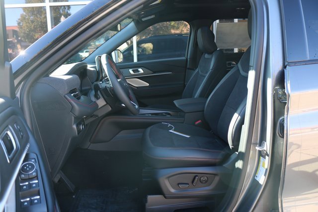 New 2025 Ford Explorer ST image 13
