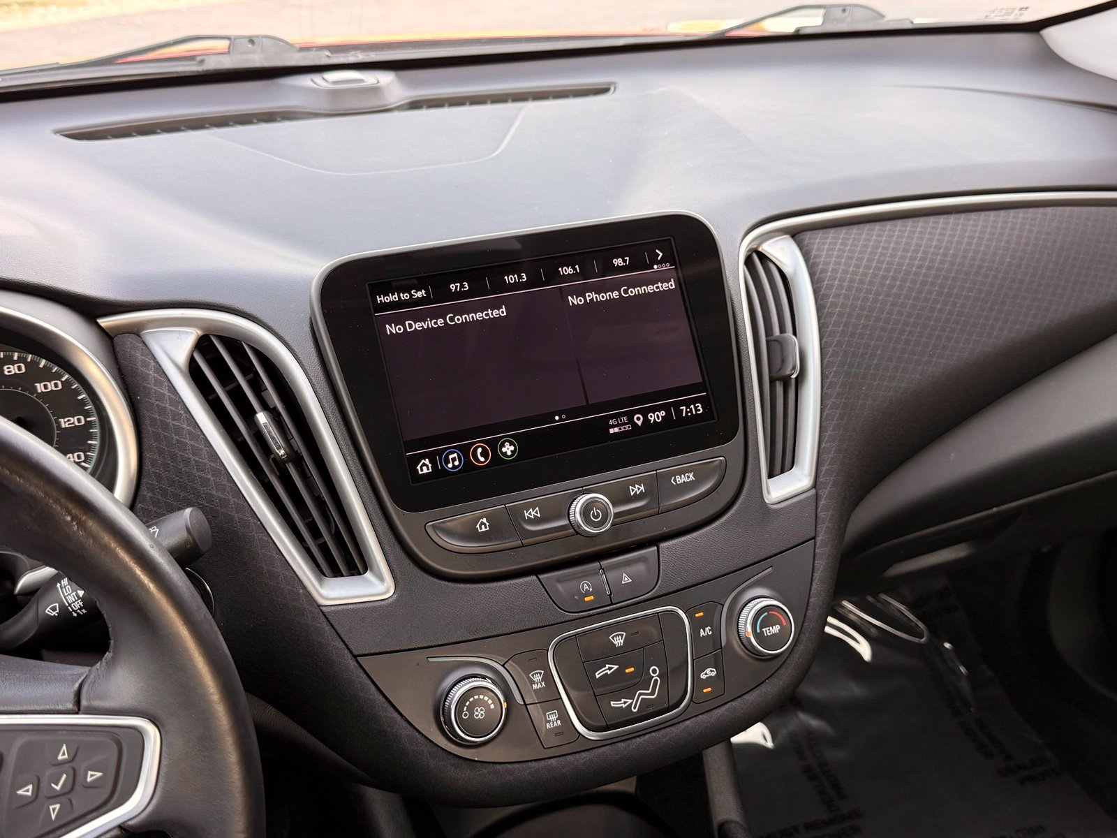 Used 2022 Chevrolet Malibu RS FWD image 29