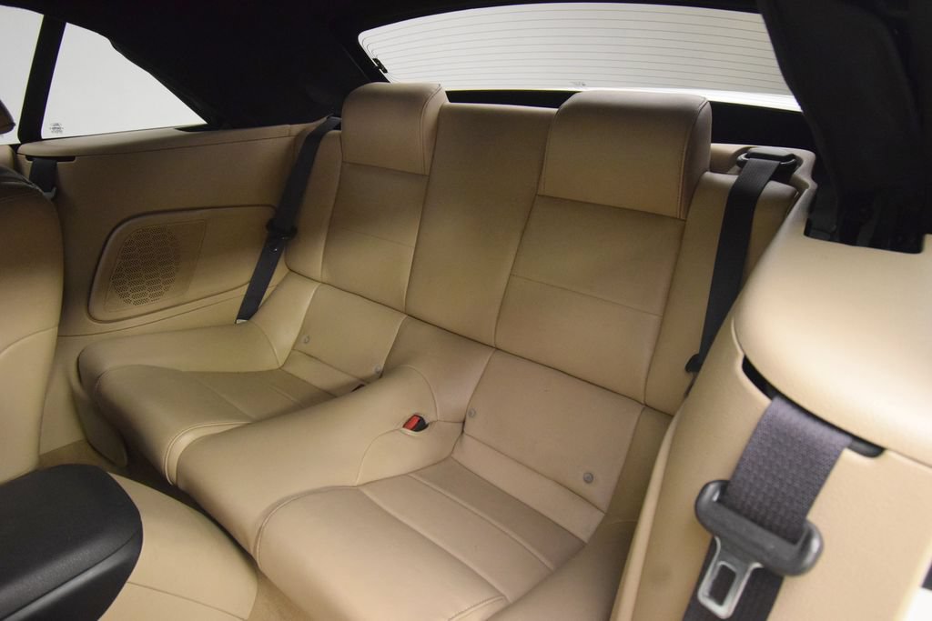 Used 2006 Ford Mustang Premium RWD image 18