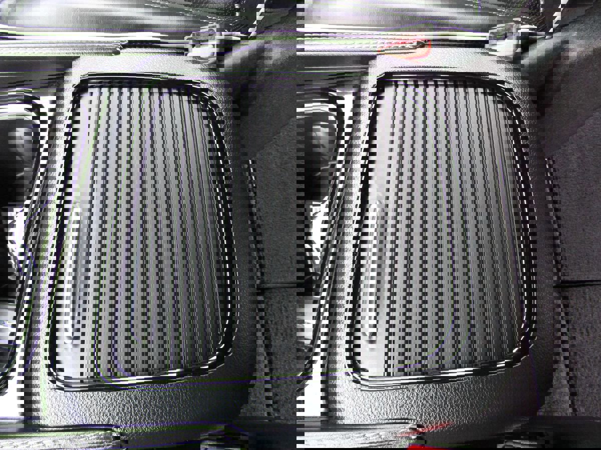 Used 2025 Chrysler Pacifica Limited image 22