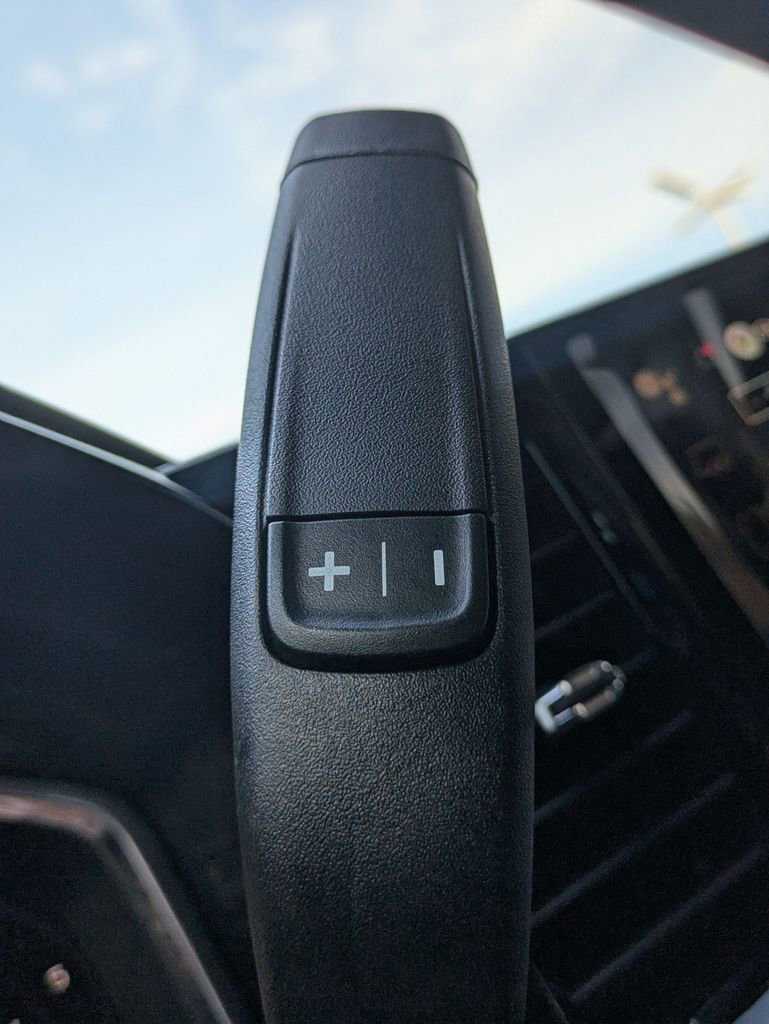 New 2026 GMC Sierra 1500 Elevation image 13