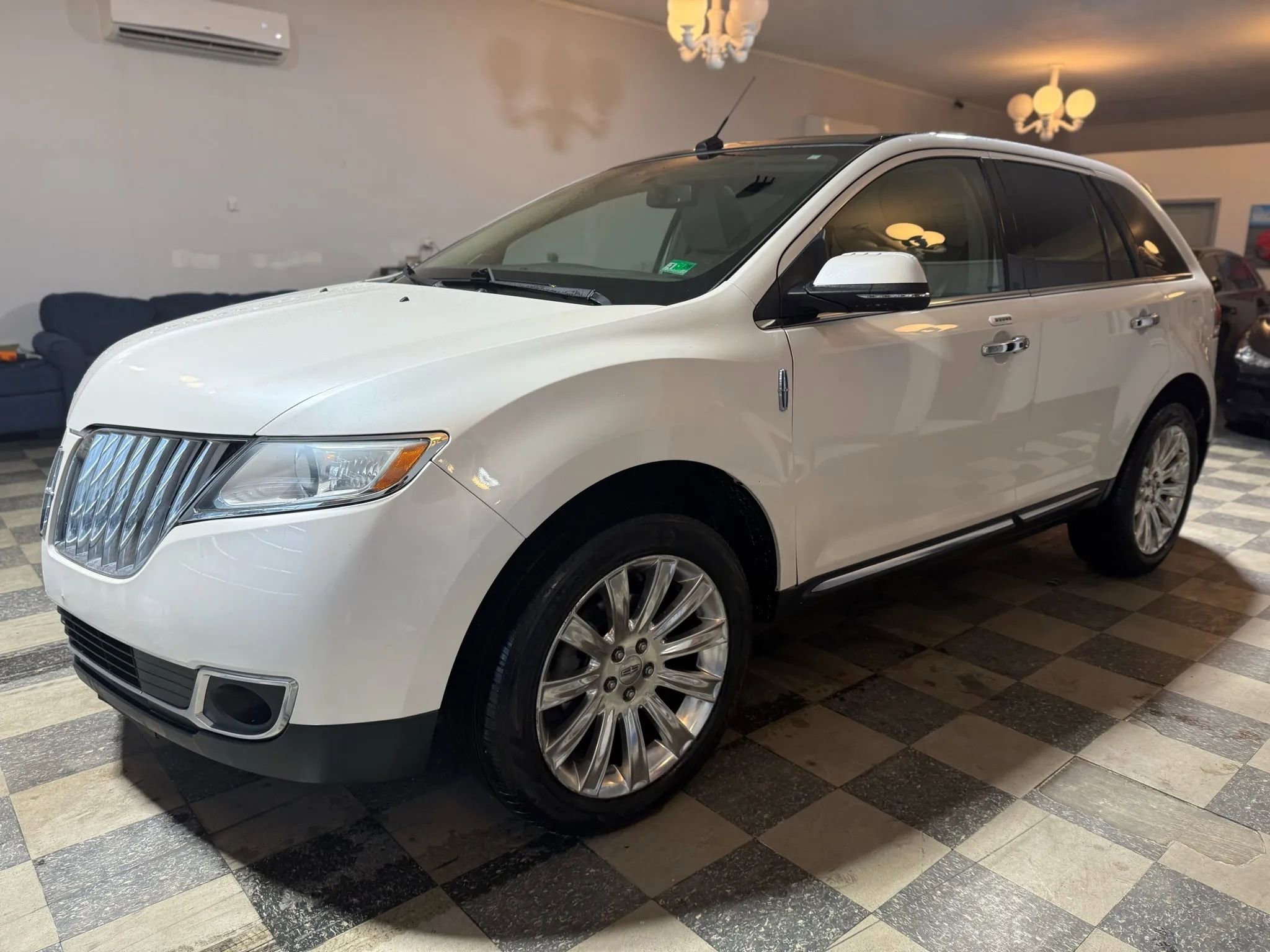 Used 2014 Lincoln MKX AWD w/ Equipment Group 102A