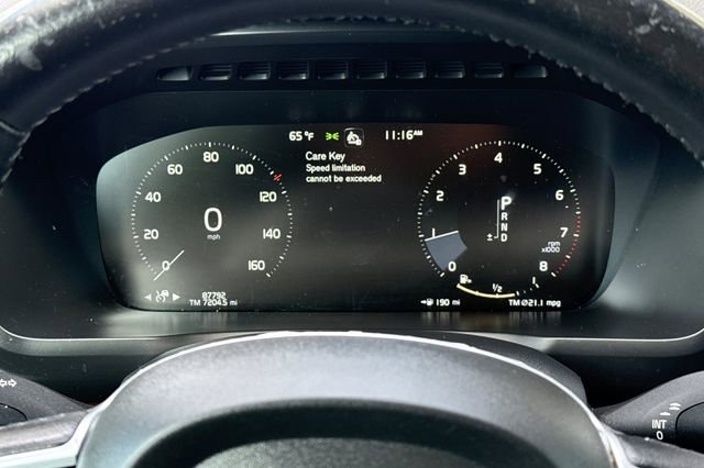 Used 2021 Volvo XC90 T5 Momentum w/ Protection Package Premier image 32