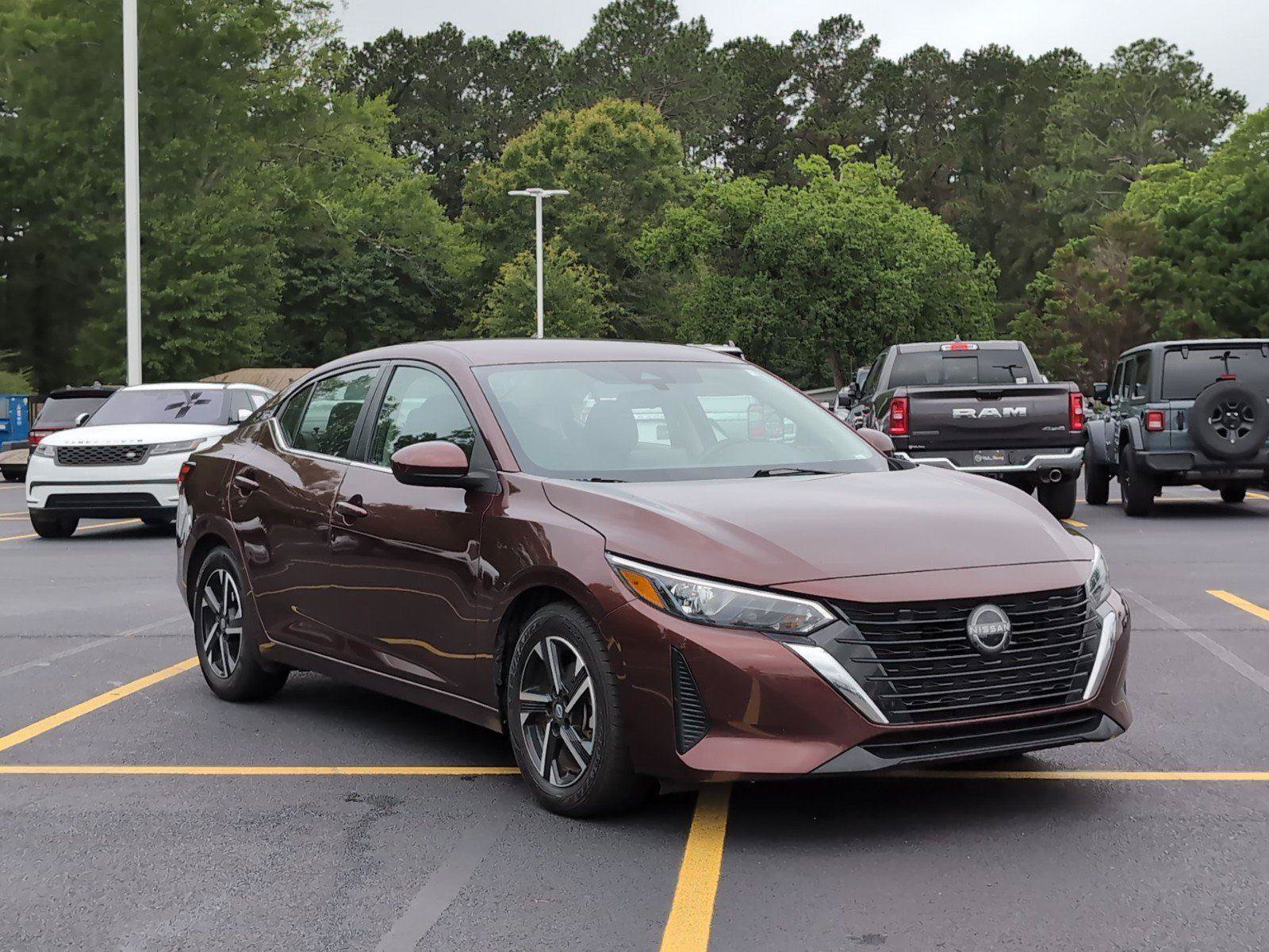Used 2024 Nissan Sentra SV FWD image 9