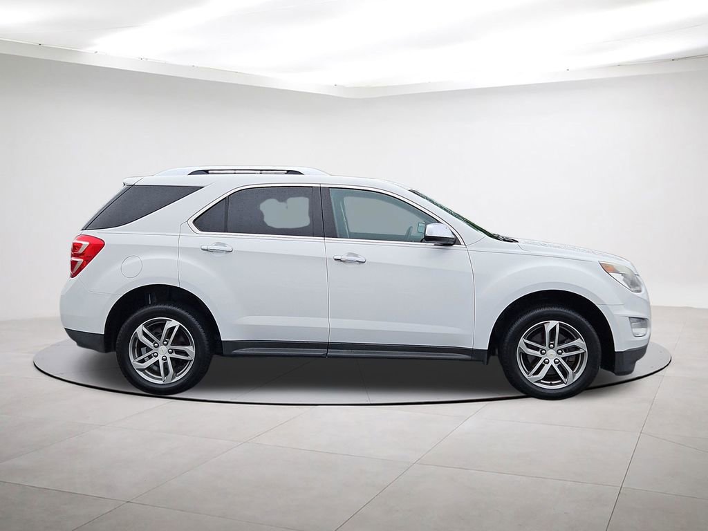Used 2017 Chevrolet Equinox Premier w/ Enhanced Convenience Package FWD image 8