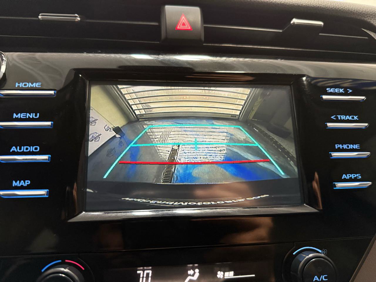 Used 2019 Toyota Camry SE image 32