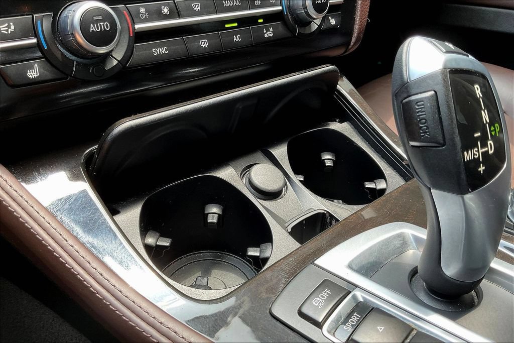 Used 2015 BMW 535i Sedan RWD image 16
