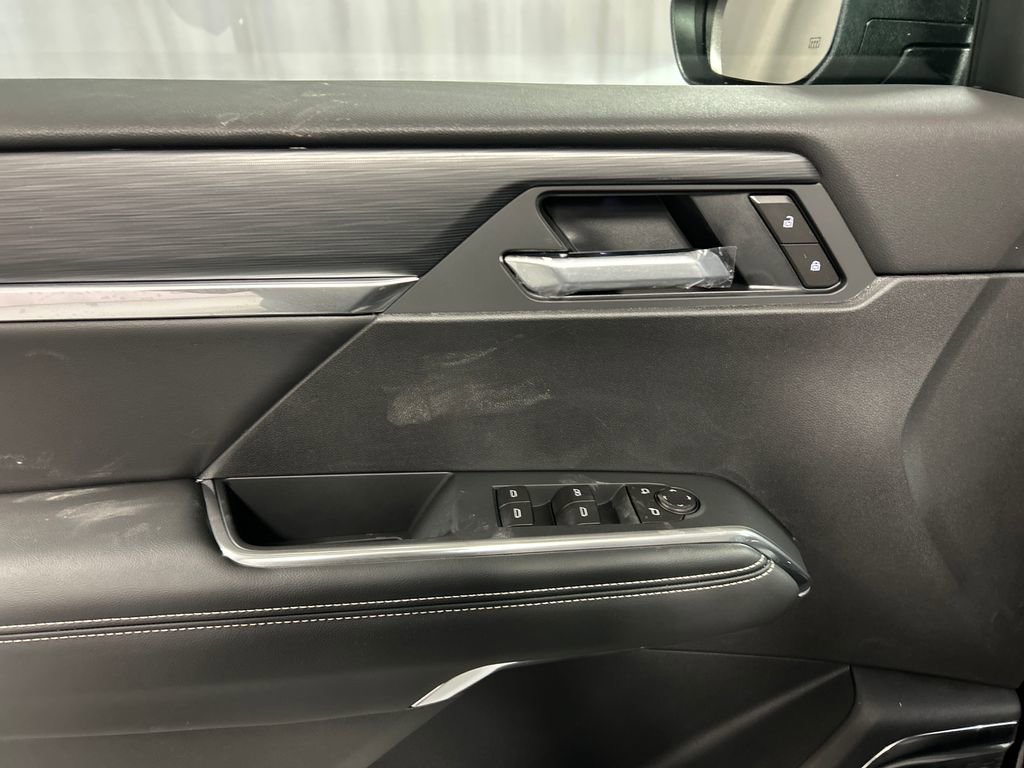 New 2026 GMC Acadia Elevation image 12