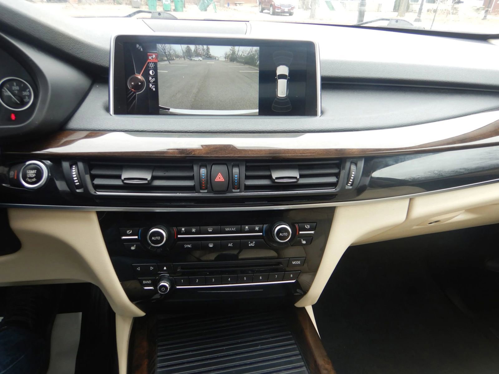 Used 2016 BMW X5 xDrive35i image 14