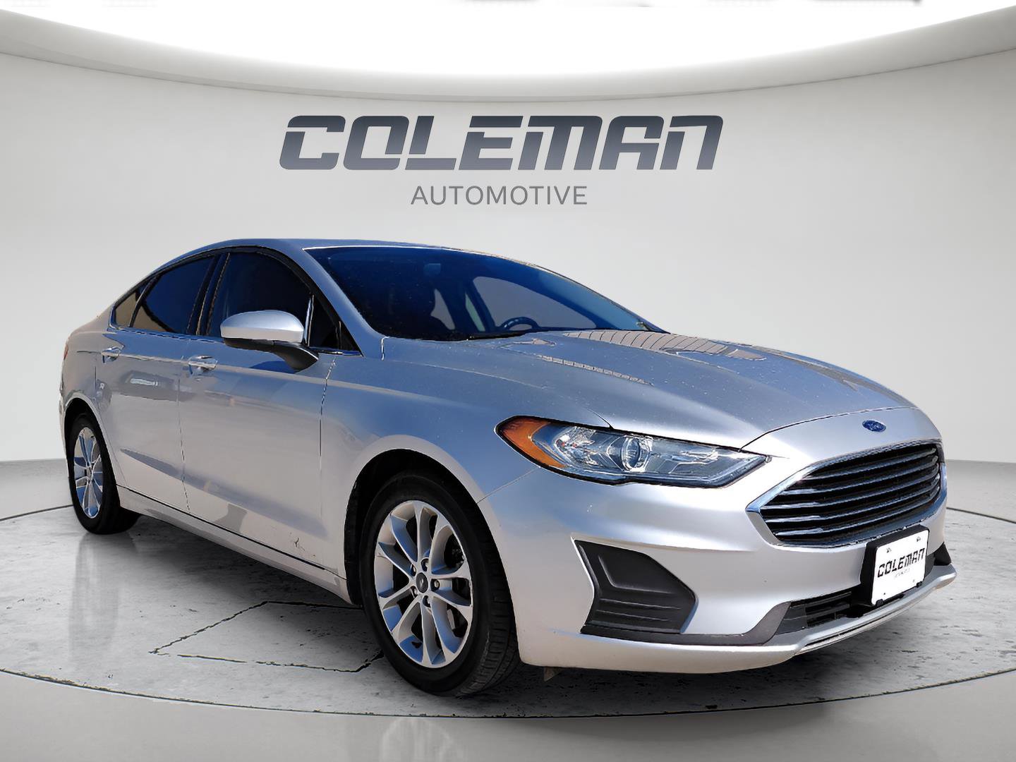 Used 2019 Ford Fusion SE FWD image 6