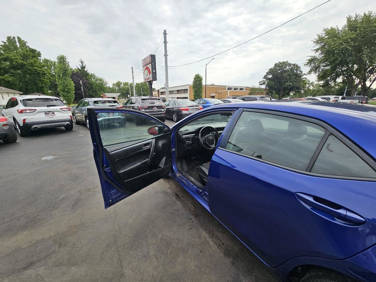Used 2016 Toyota Corolla S FWD image 18