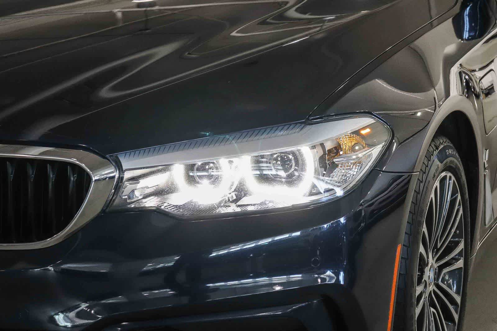 Used 2019 BMW 530e w/ Convenience Package RWD image 7