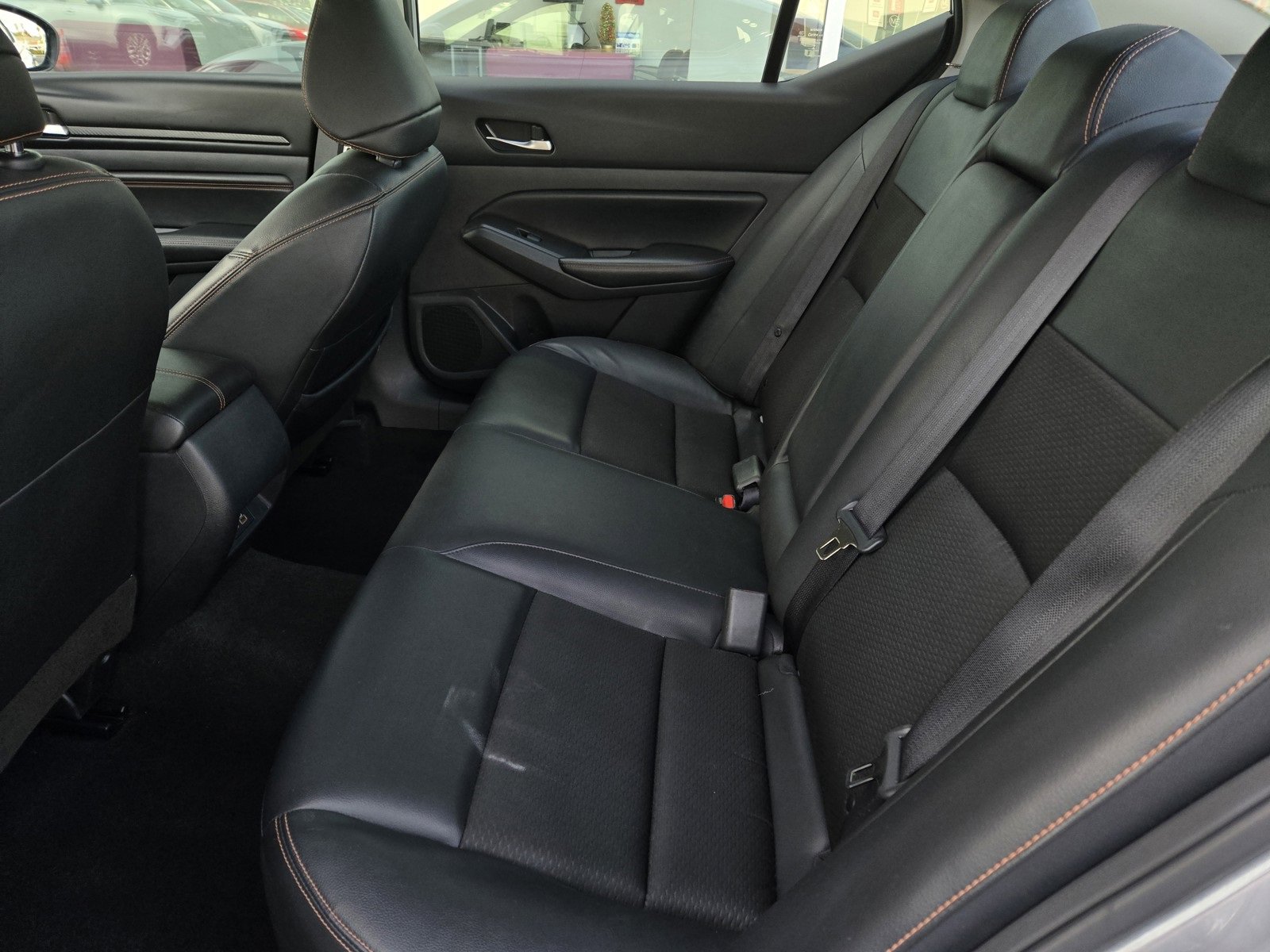 Used 2022 Nissan Altima 2.5 SR image 10