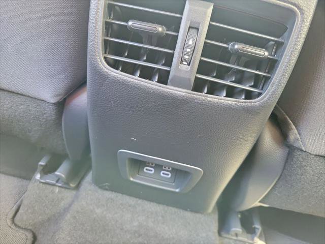 Certified 2026 Toyota Corolla Cross LE FWD image 32