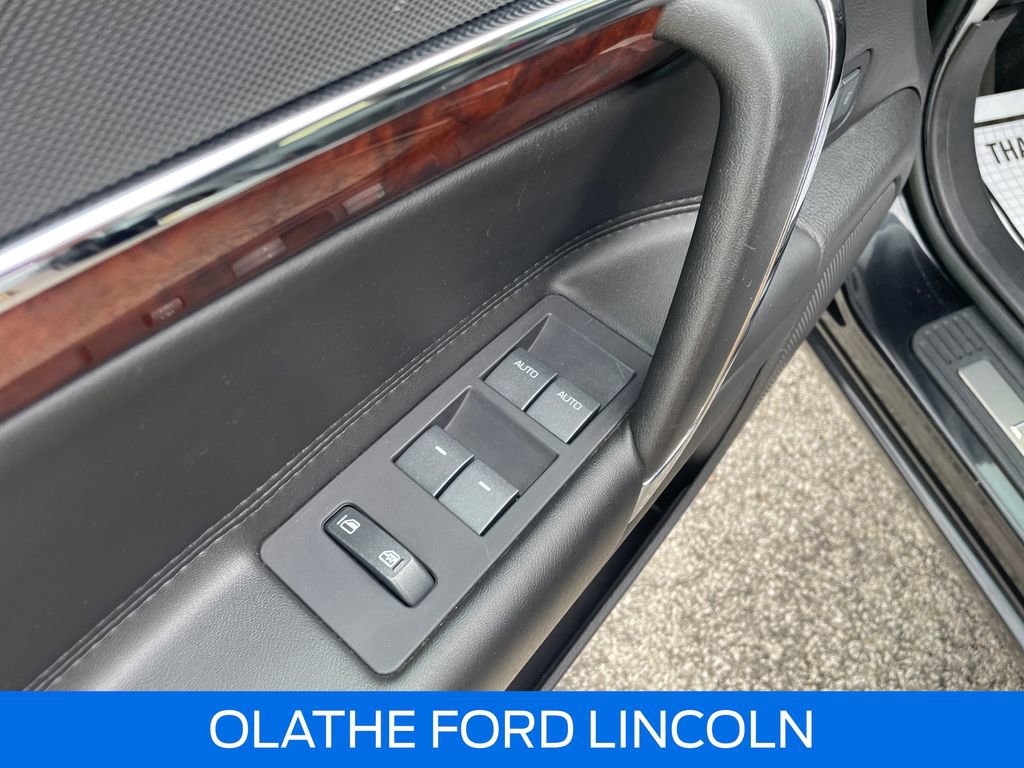 Used 2012 Lincoln MKZ FWD image 10