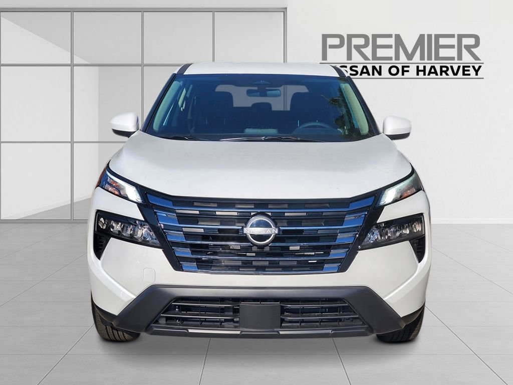 New 2026 Nissan Rogue SV FWD image 8