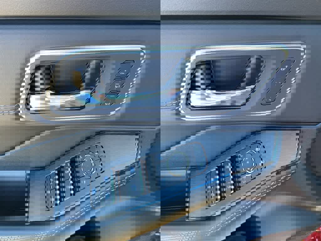 New 2026 Nissan Rogue Platinum w/ Platinum Premium Package image 10