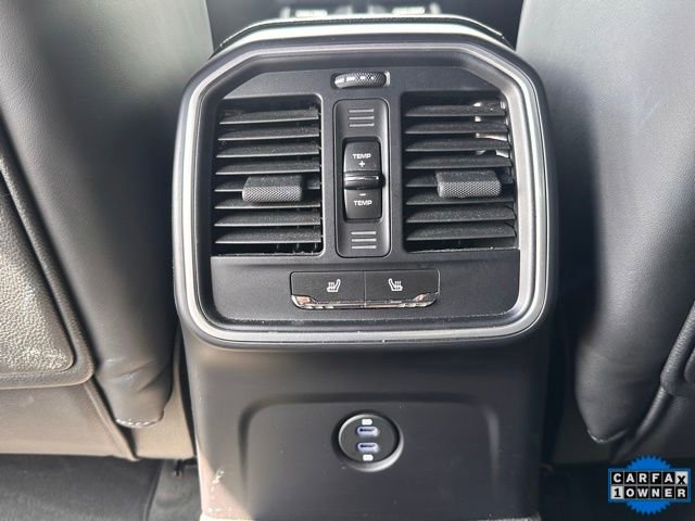 Used 2023 Porsche Macan S w/ Premium Package image 9