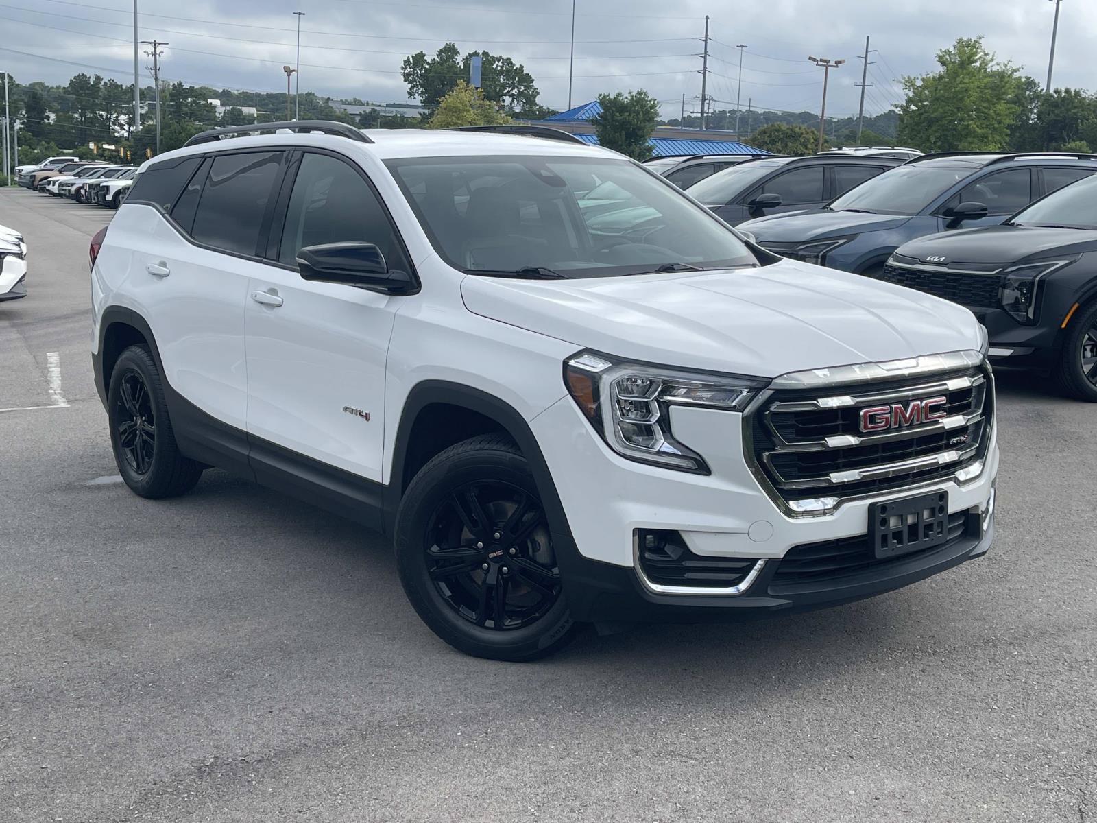 Used 2023 GMC Terrain AT4 AWD/4WD image 1