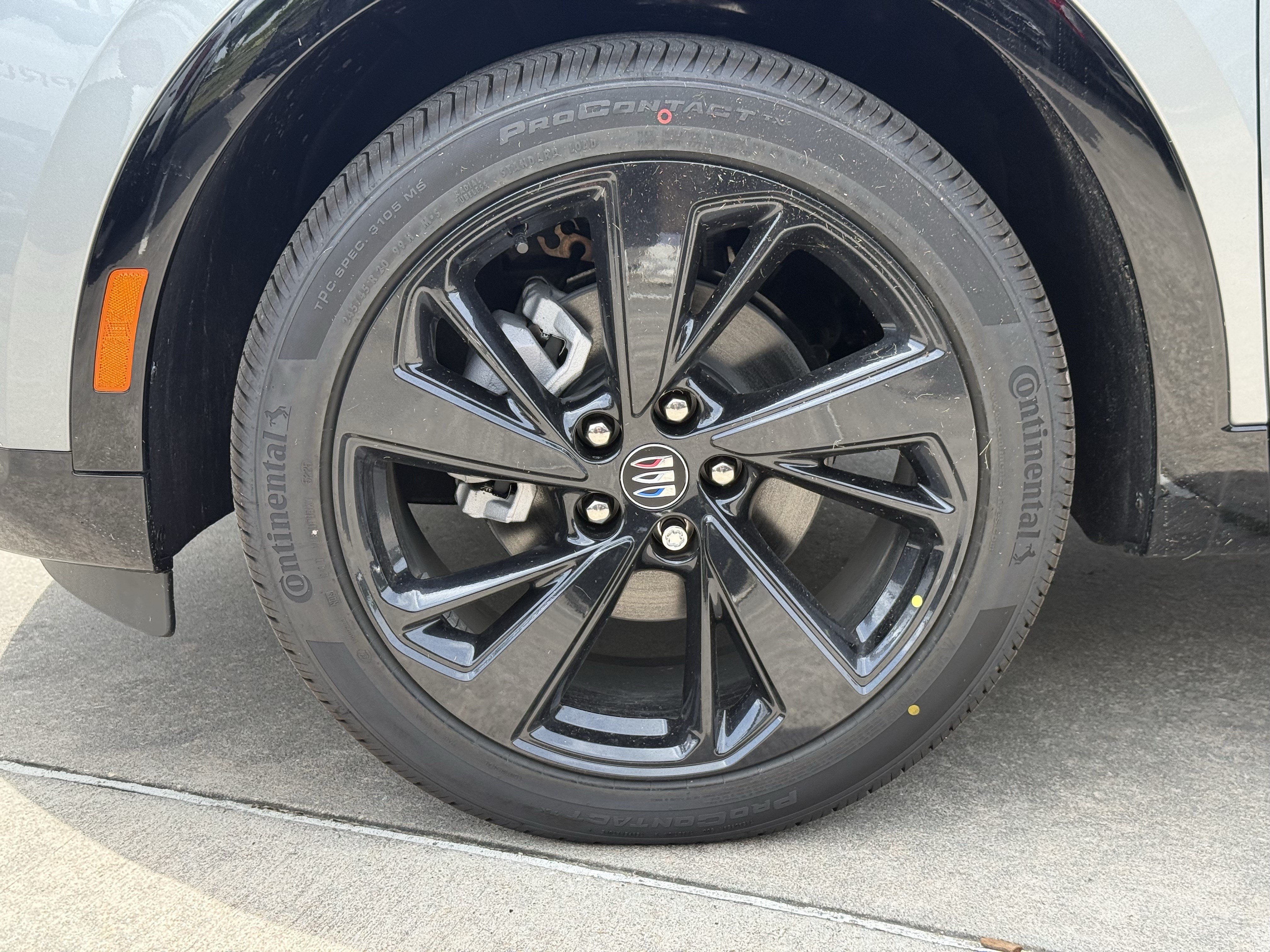 New 2026 Buick Envision Sport Touring AWD/4WD image 9