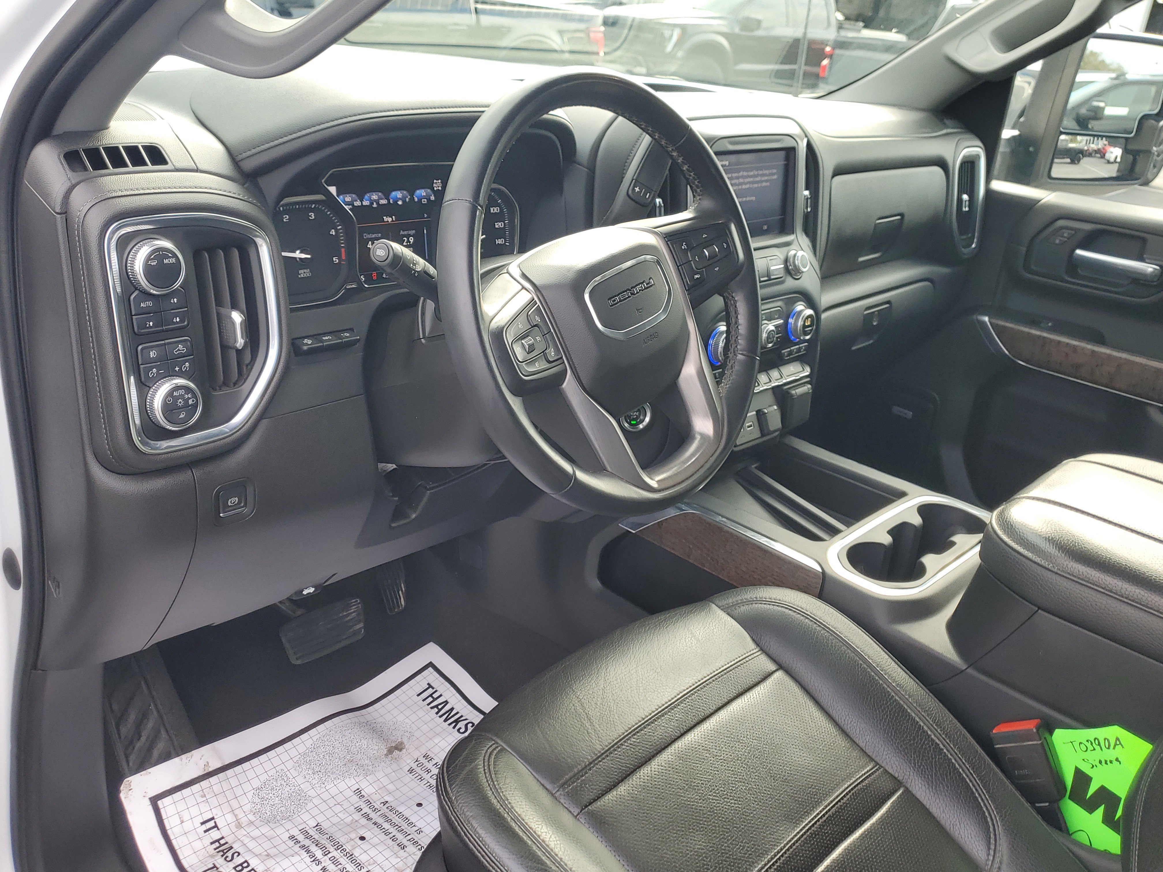 Used 2023 GMC Sierra 3500 Denali w/ Technology Package image 21