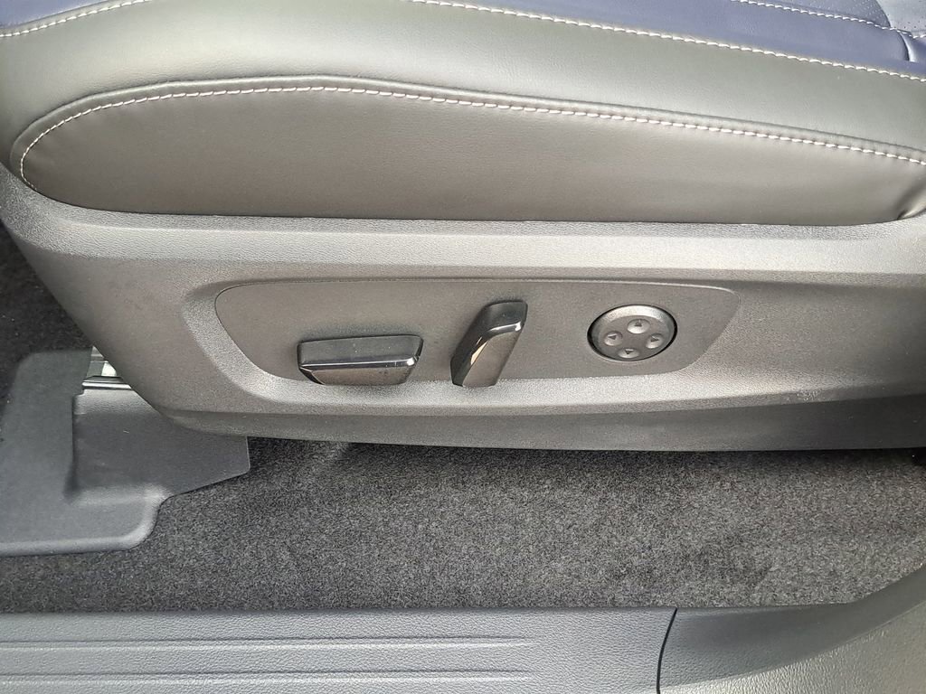 New 2026 INFINITI QX60 Sport w/ Dark Cargo Package image 17